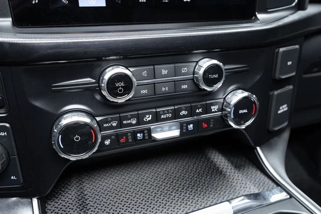 Ford F-150 photo 38