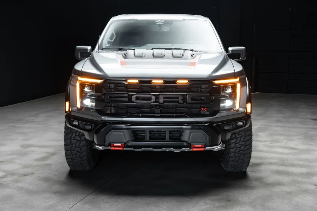 Ford F-150 photo 6