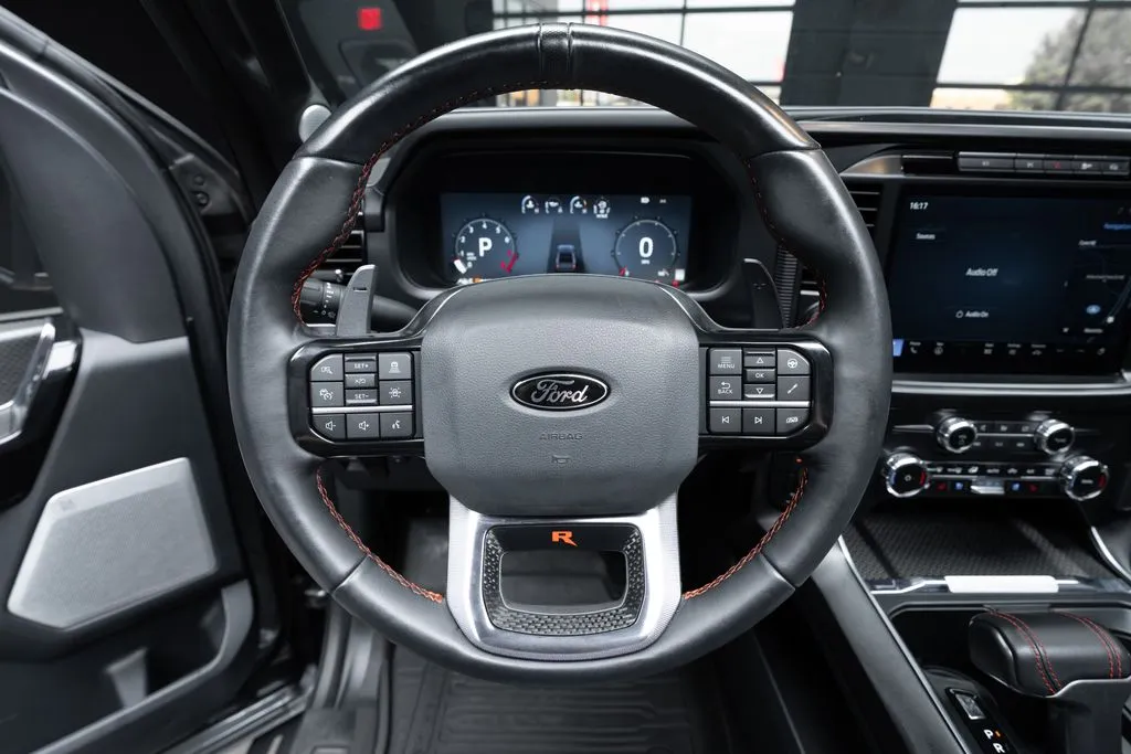 Ford F-150 photo 30