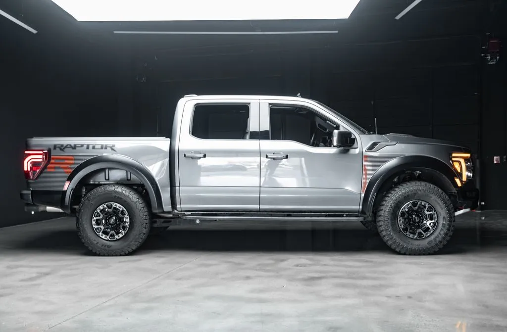 Ford F-150 photo 12
