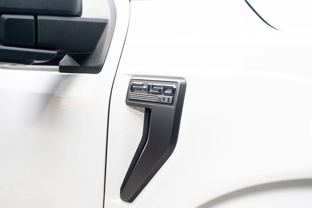 Ford F-150 photo 16