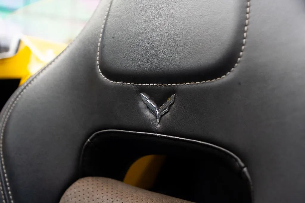Chevrolet Corvette photo 32