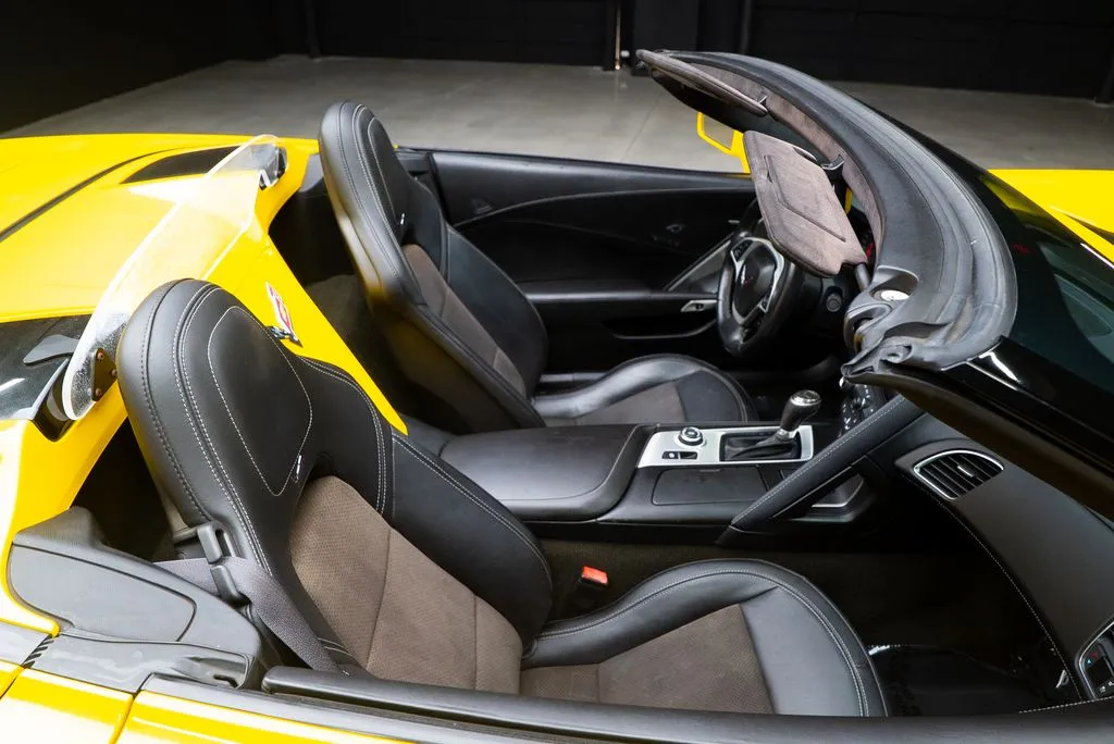 Chevrolet Corvette photo 45