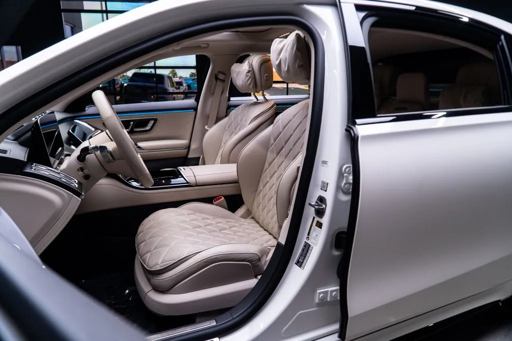 Mercedes-Benz S-Class photo 29