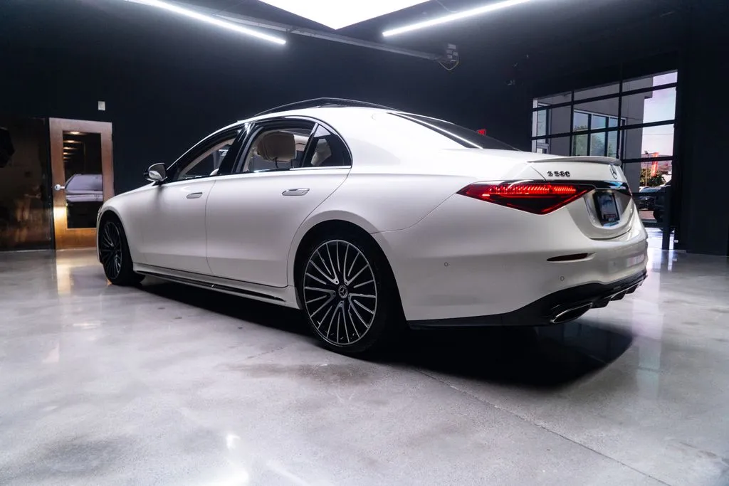 Mercedes-Benz S-Class photo 19