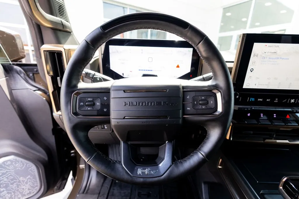 GMC Hummer EV SUV photo 27