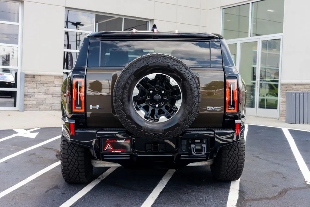 GMC Hummer EV SUV photo 16