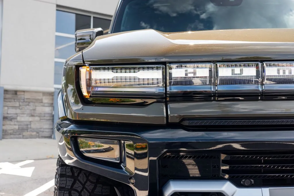 GMC Hummer EV SUV photo 10