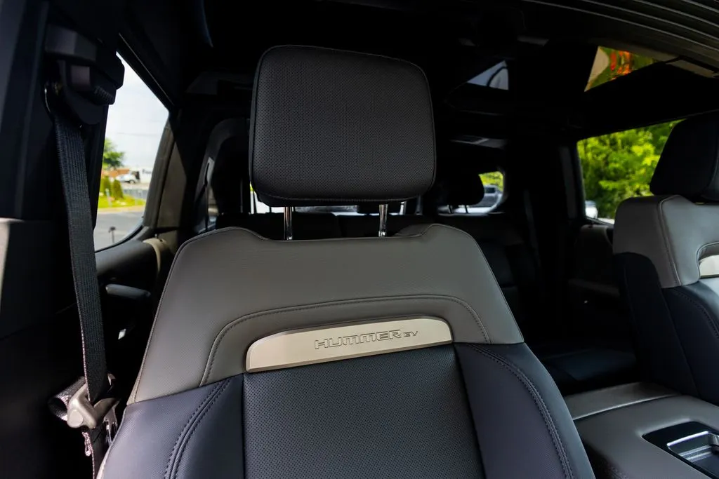 GMC Hummer EV SUV photo 49