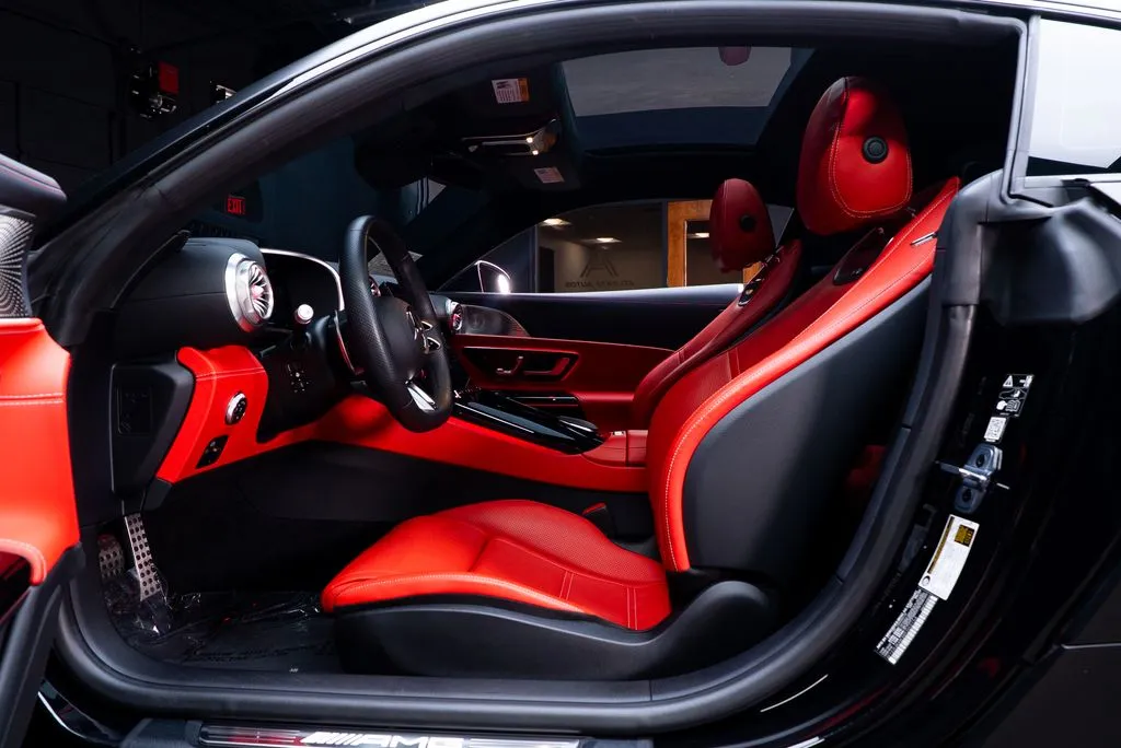 Mercedes-Benz AMG GT photo 32