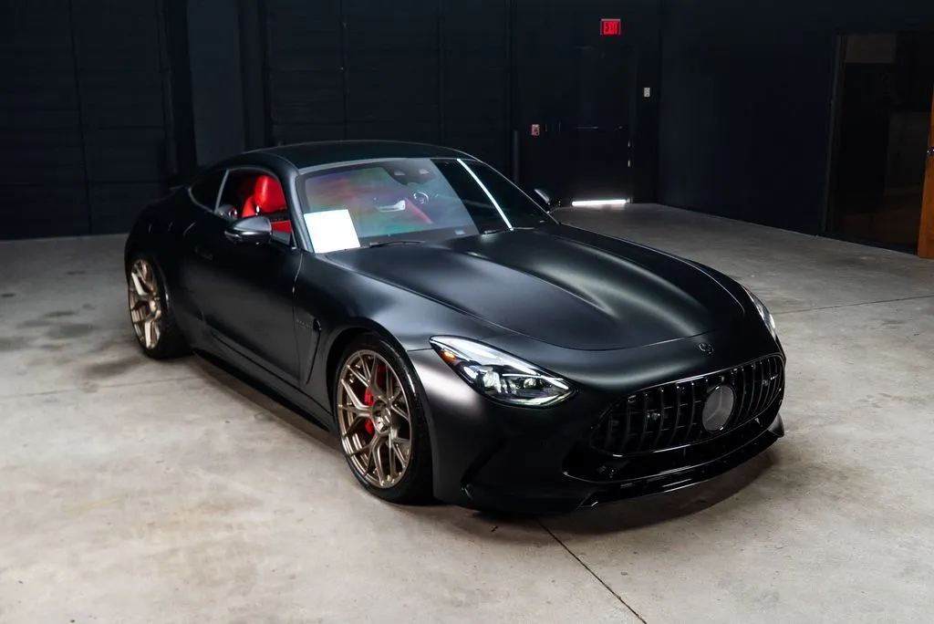Mercedes-Benz AMG GT photo 10