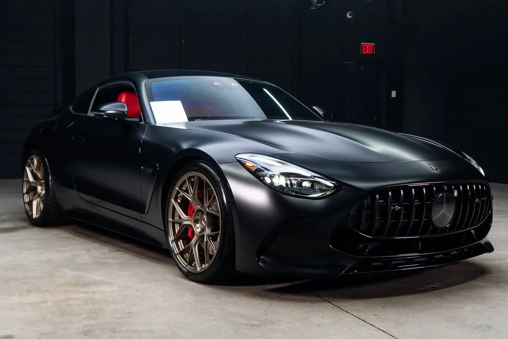 Mercedes-Benz AMG GT photo 9