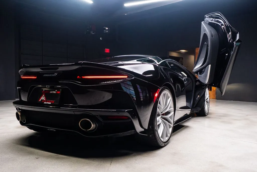 McLaren GT photo 22