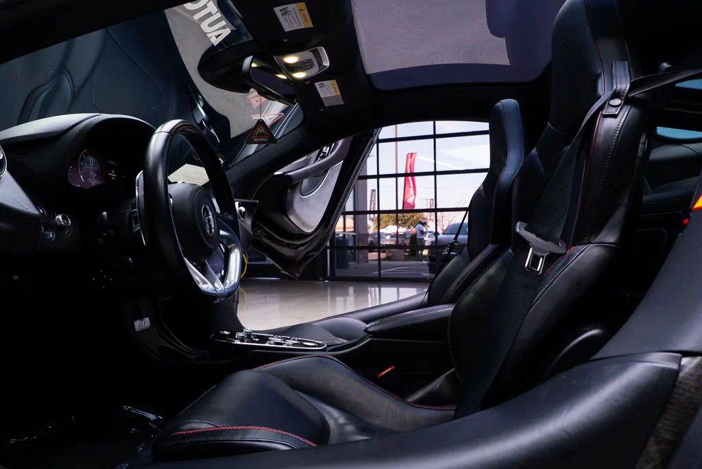McLaren GT photo 34