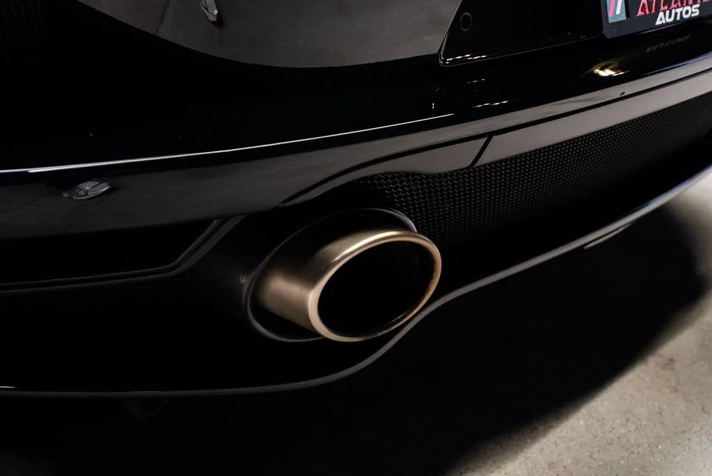 McLaren GT photo 26