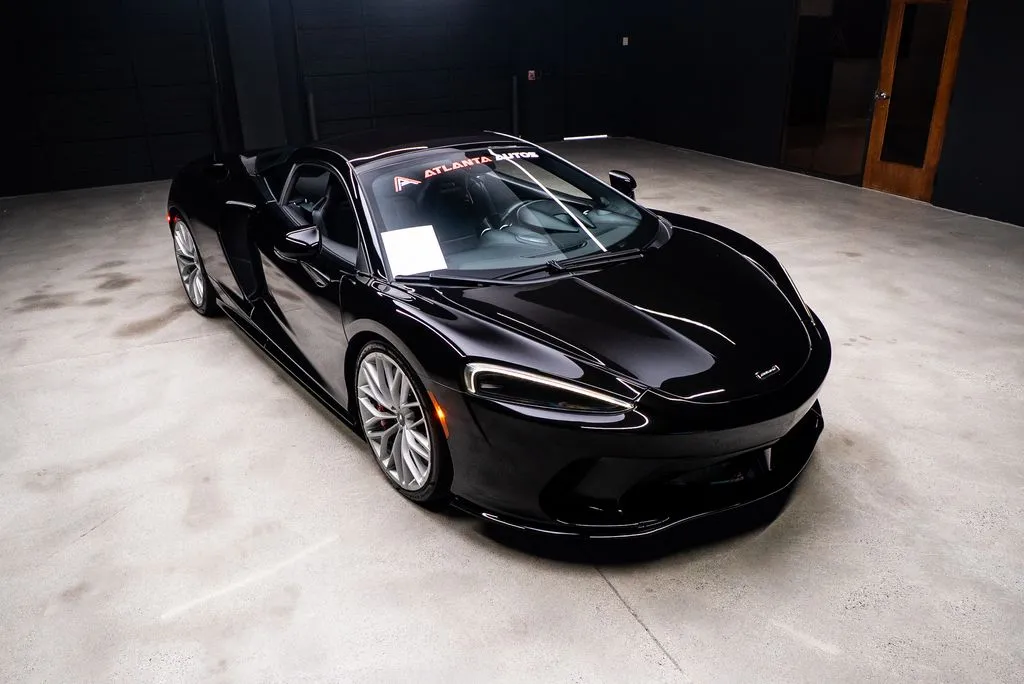 McLaren GT photo 10