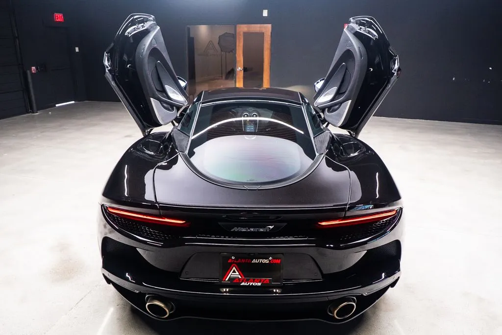 McLaren GT photo 24