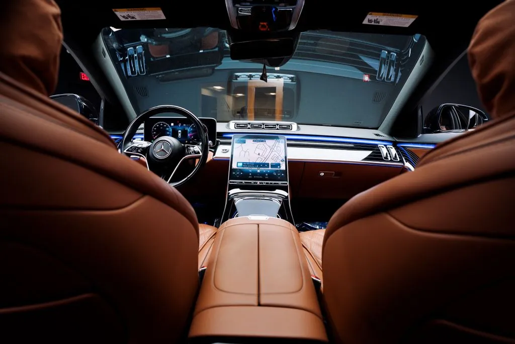 Mercedes-Benz S-Class photo 43