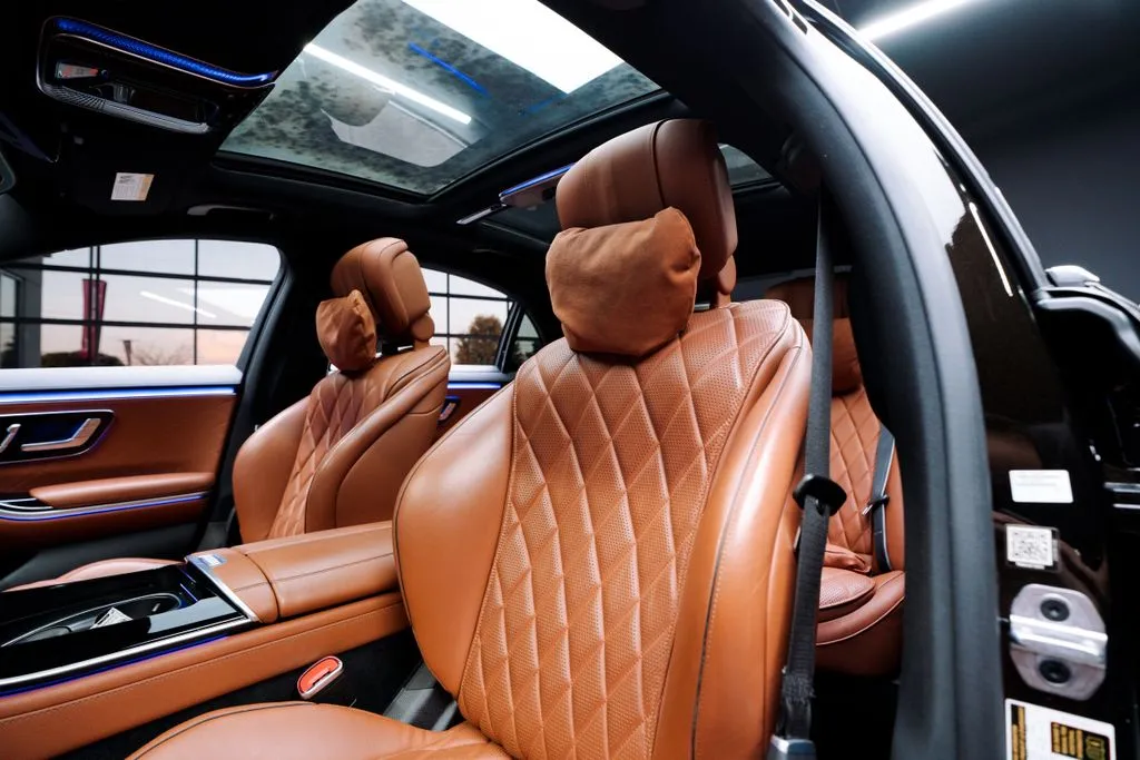Mercedes-Benz S-Class photo 31
