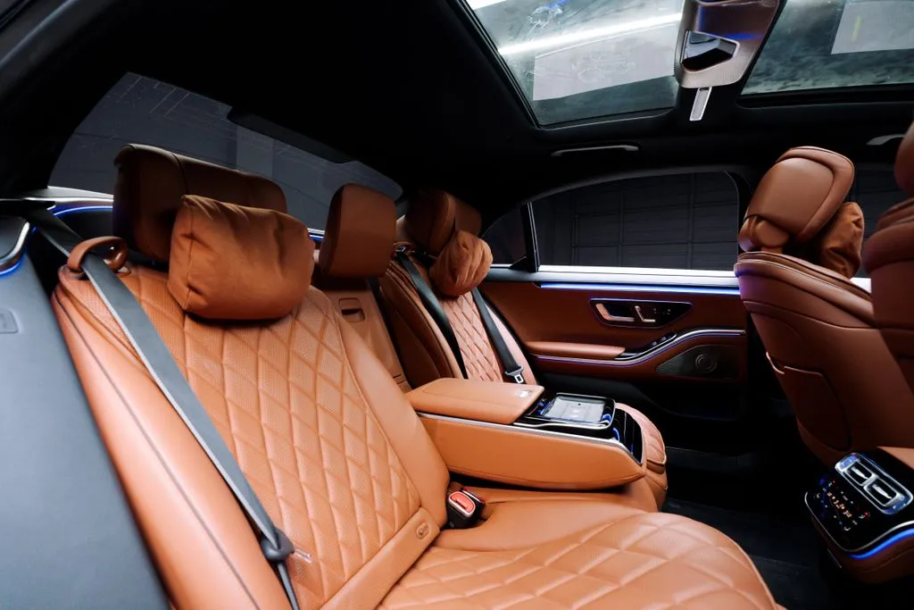 Mercedes-Benz S-Class photo 48
