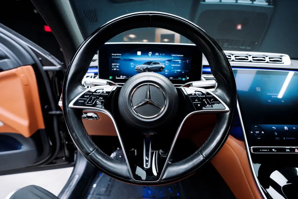 Mercedes-Benz S-Class photo 33