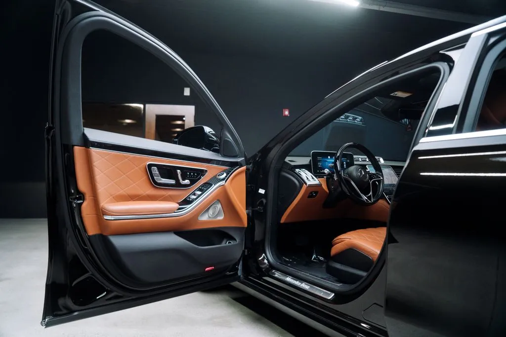 Mercedes-Benz S-Class photo 26