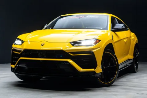 Photos of 2022 Lamborghini Urus for sale in Marietta, GA at Atlanta Autos