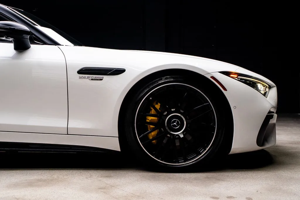 Mercedes-Benz SL-Class photo 14