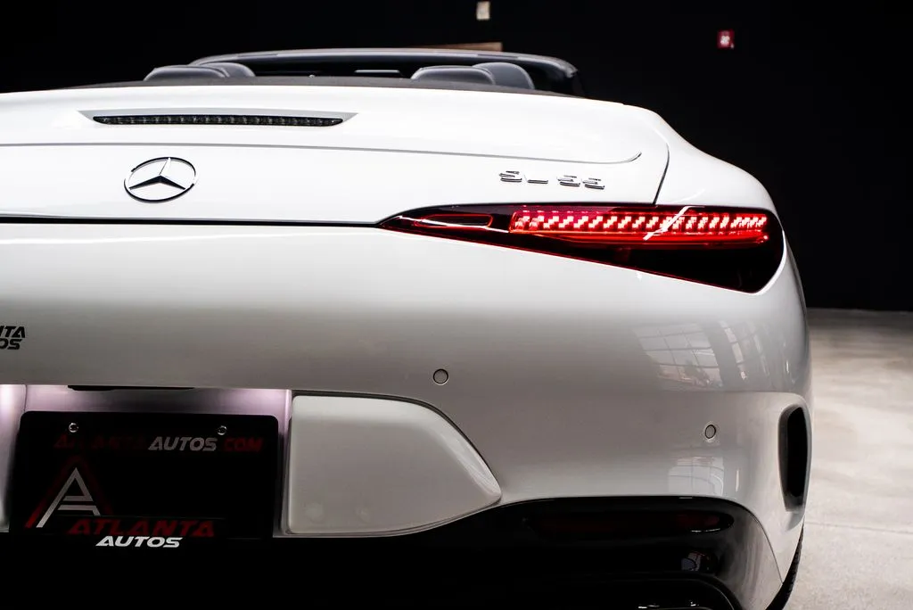 Mercedes-Benz SL-Class photo 23