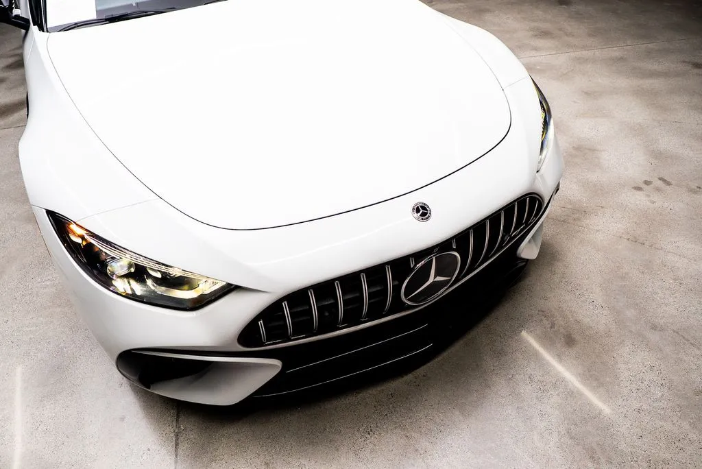 Mercedes-Benz SL-Class photo 9