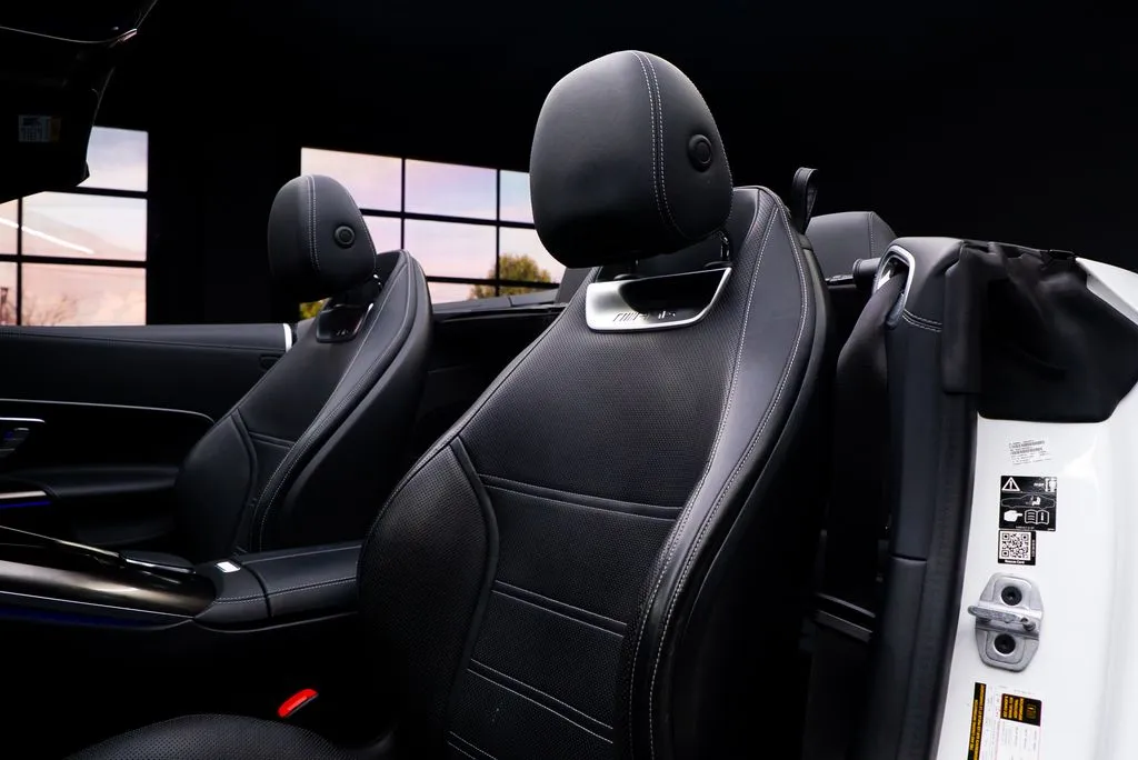 Mercedes-Benz SL-Class photo 35