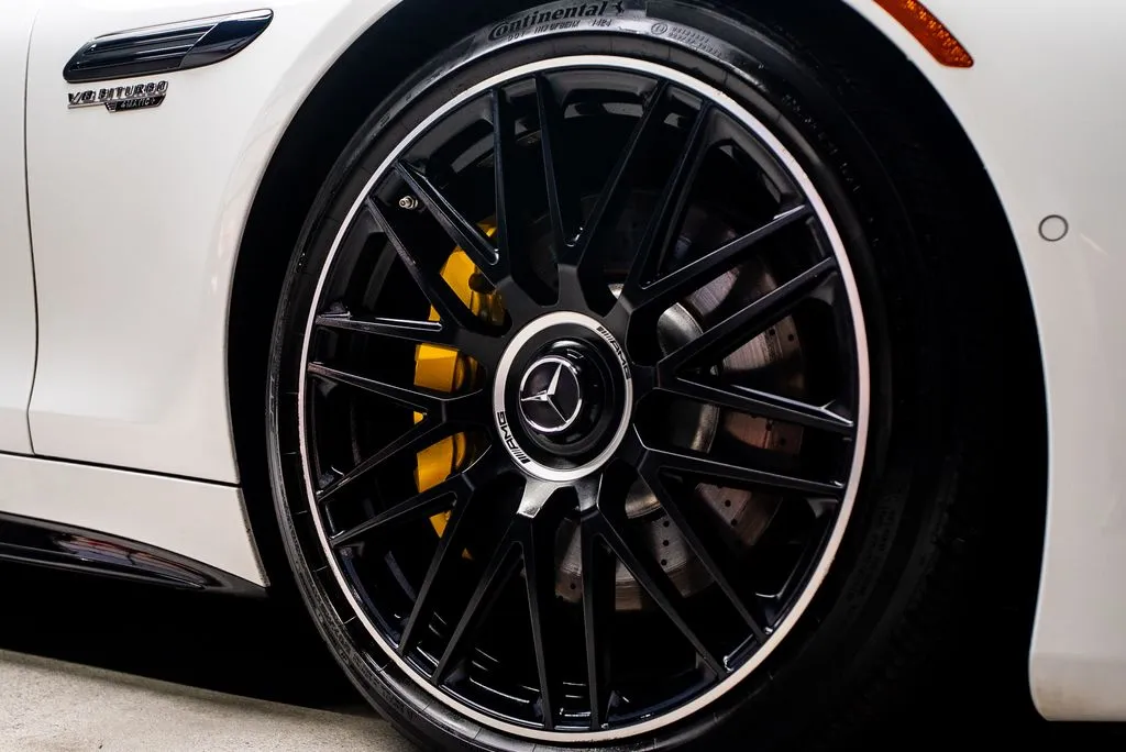 Mercedes-Benz SL-Class photo 16