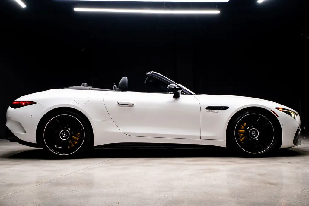 Mercedes-Benz SL-Class photo 13