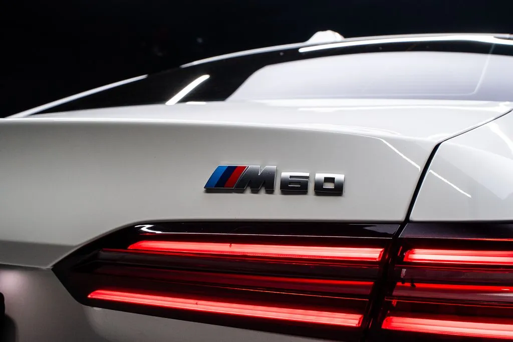 BMW i5 photo 20