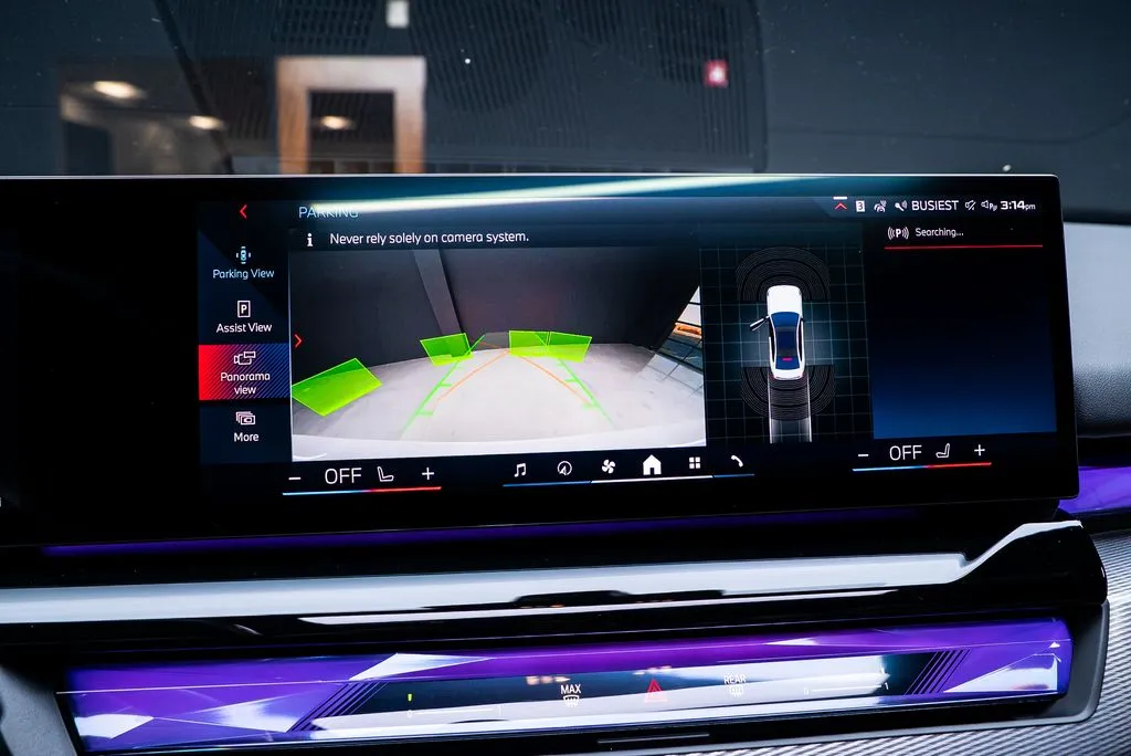 BMW i5 photo 42