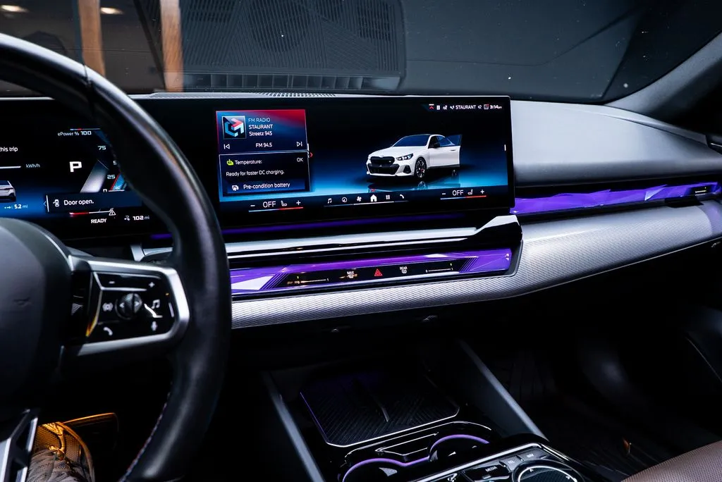 BMW i5 photo 41