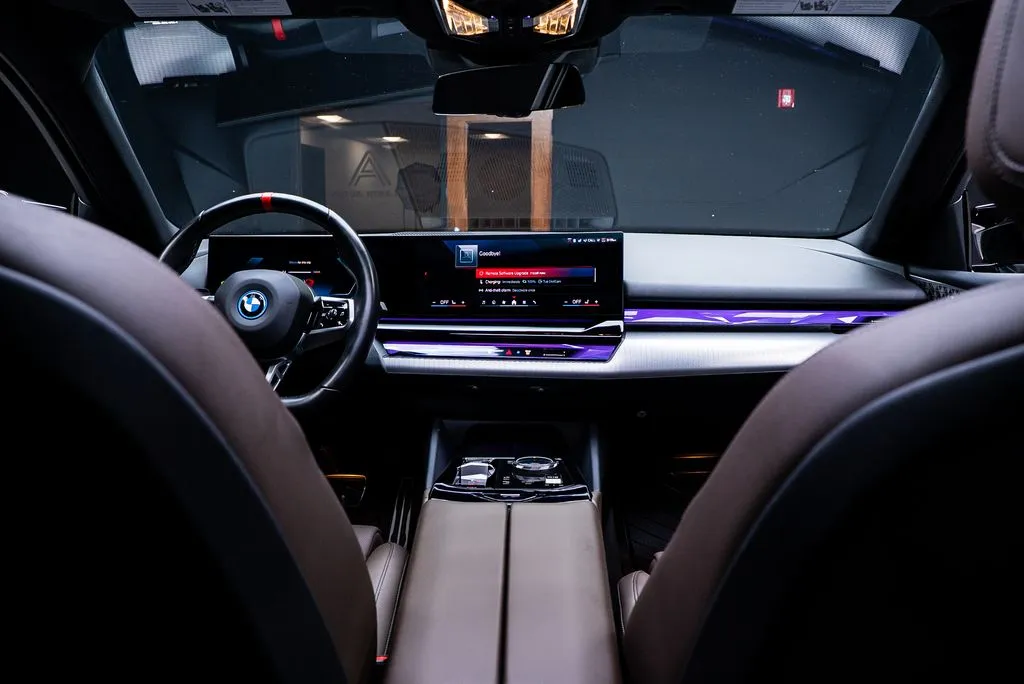 BMW i5 photo 48