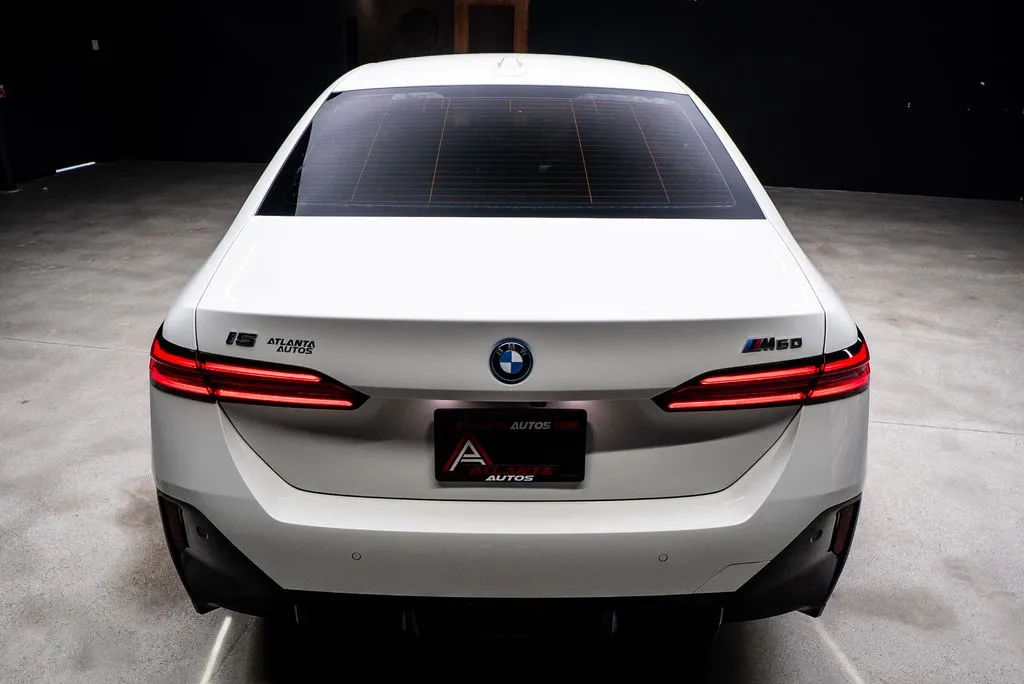 BMW i5 photo 23
