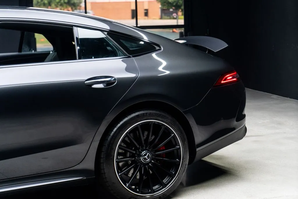 Mercedes-Benz AMG GT 43 photo 25