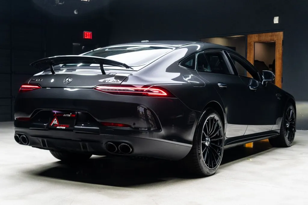 Mercedes-Benz AMG GT 43 photo 17