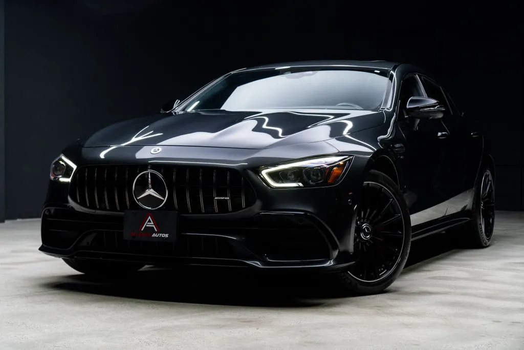 Mercedes-Benz AMG GT 43 photo 2