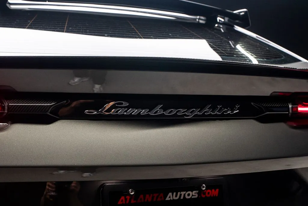Lamborghini Urus photo 26