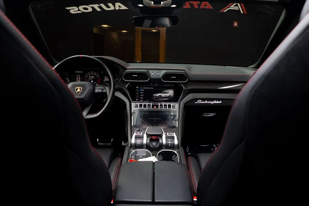 Lamborghini Urus photo 54