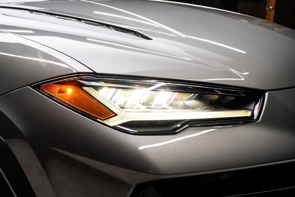 Lamborghini Urus photo 10
