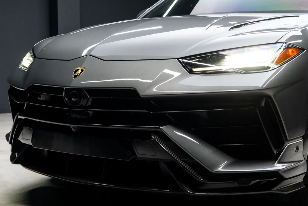 Lamborghini Urus photo 7