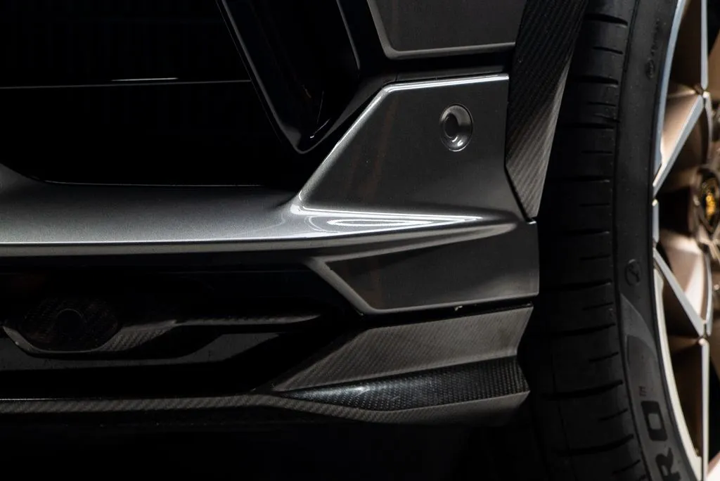 Lamborghini Urus photo 8