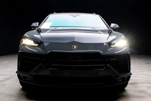 More photos of 2023 Lamborghini Urus S at Atlanta Autos, GA