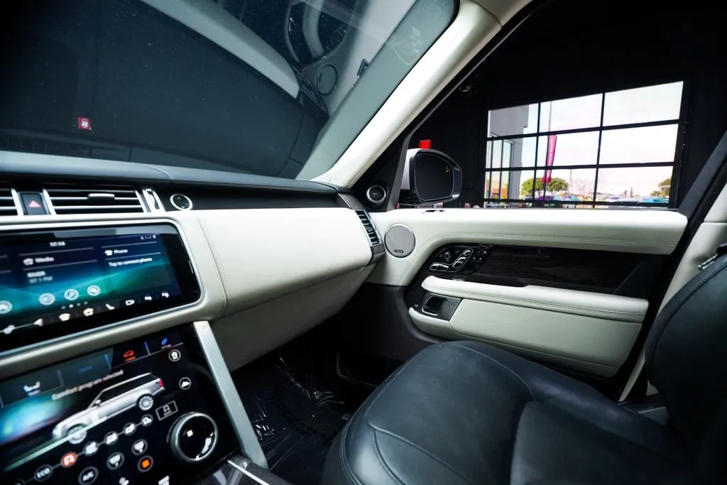 Land Rover Range Rover photo 39