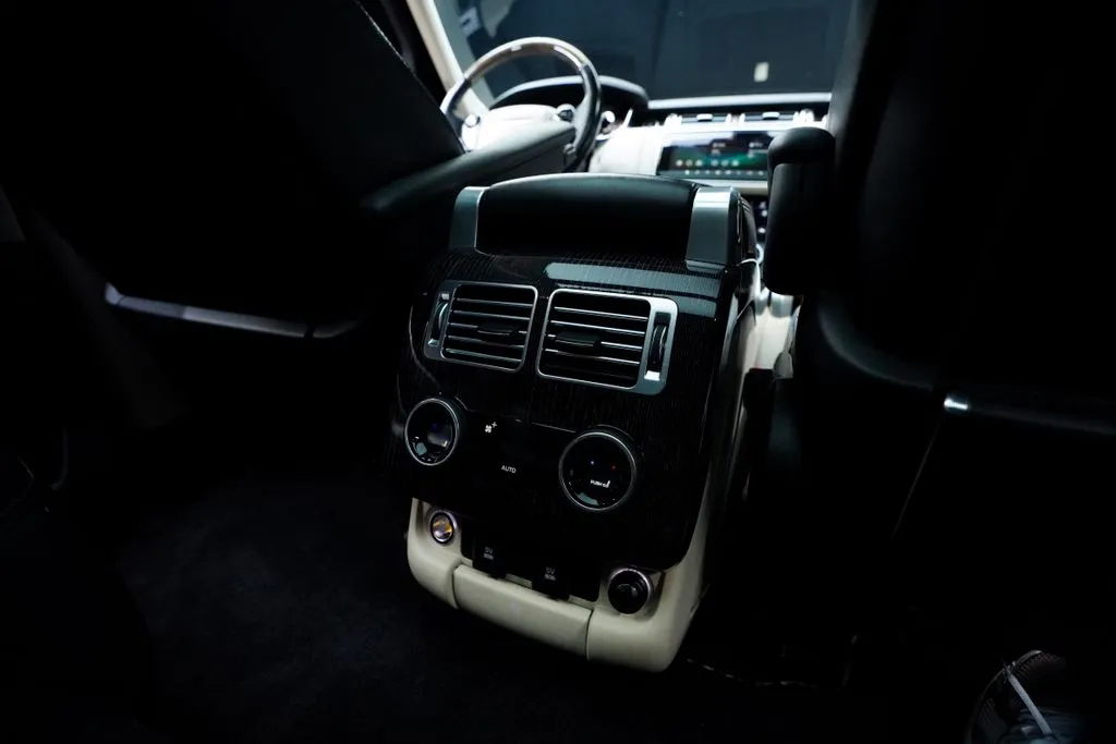 Land Rover Range Rover photo 41