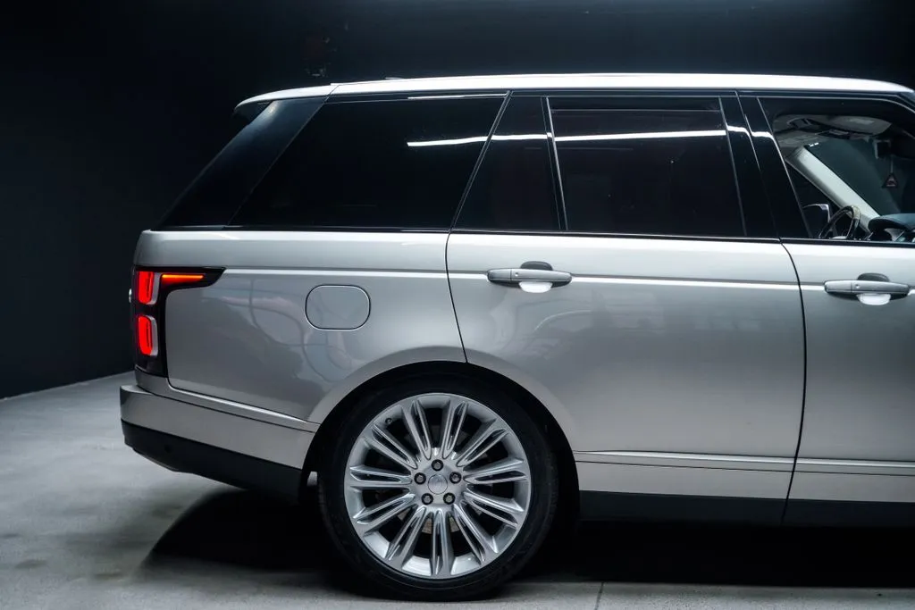 Land Rover Range Rover photo 14